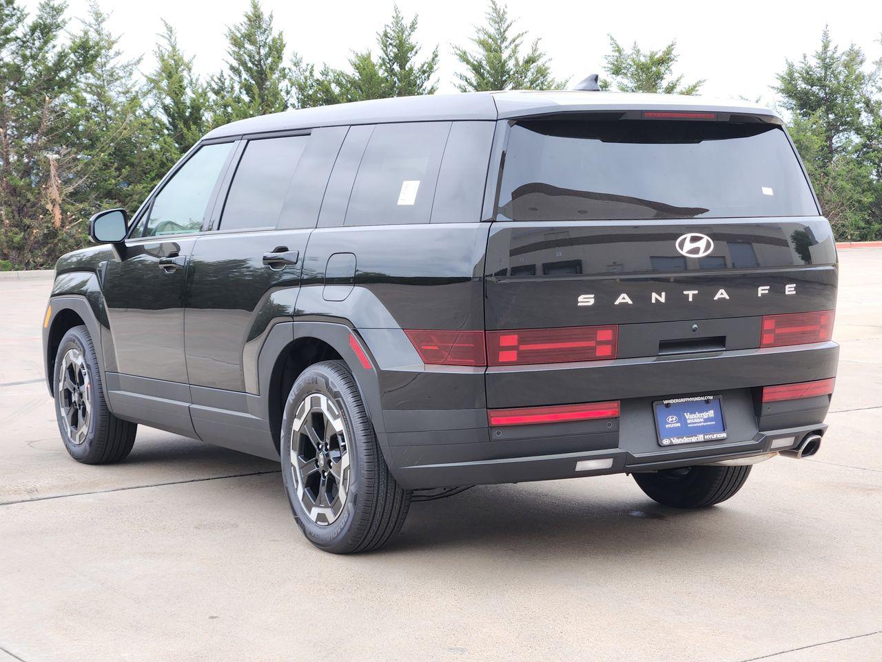 New 2026 S3B Black Hyundai SE FWD image 3