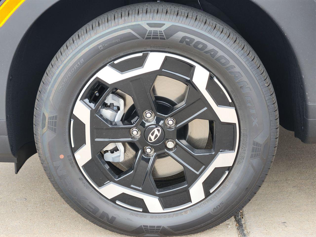 New 2026 Phantom Black Hyundai SE FWD image 7