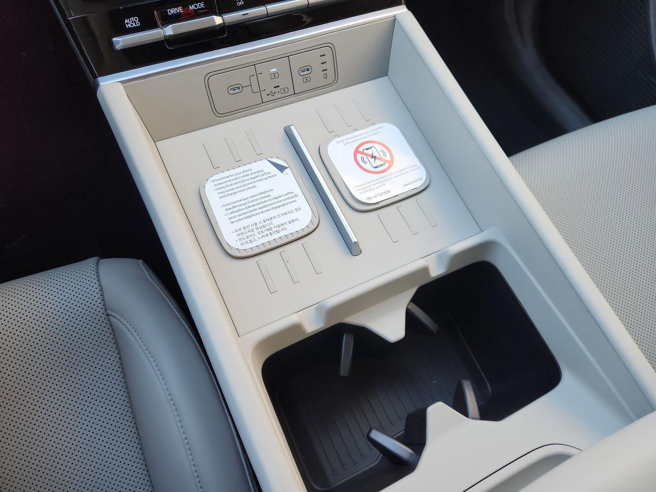 New 2026 W6H White Hyundai SEL FWD image 17