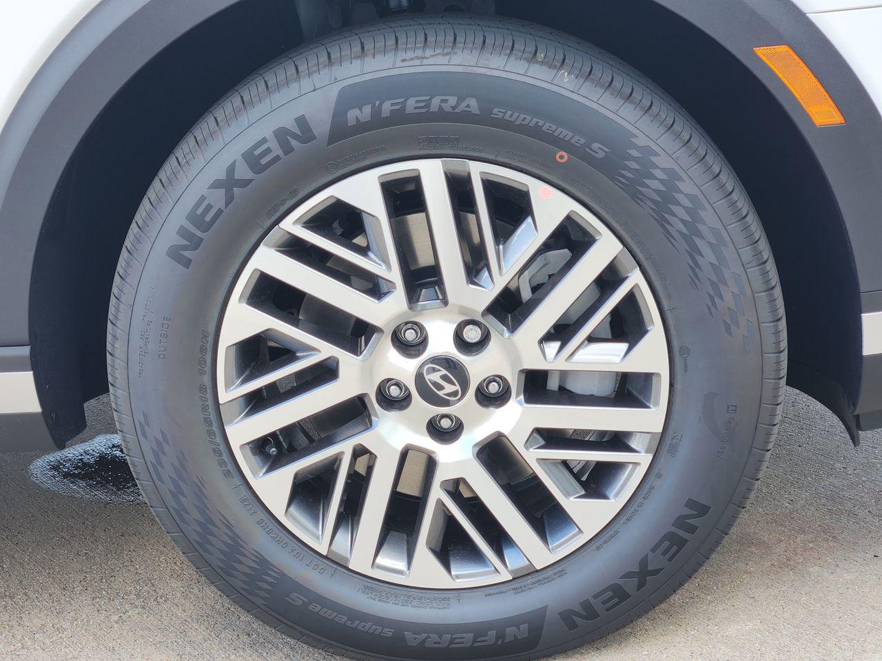 New 2027 Creamy White Pearl Hyundai SEL FWD image 7
