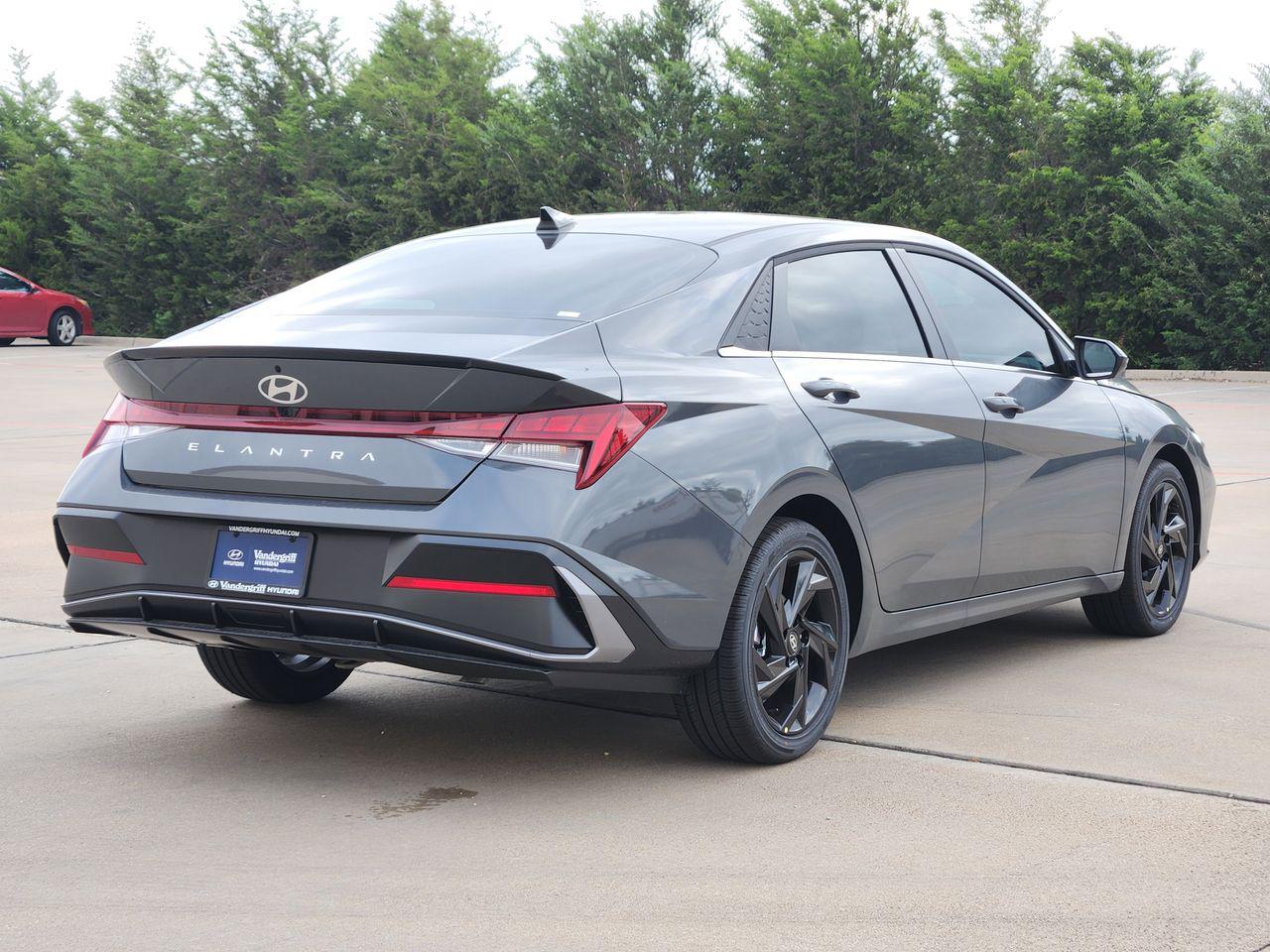 New 2026 Ecotronic Gray Hyundai SEL Sport image 4