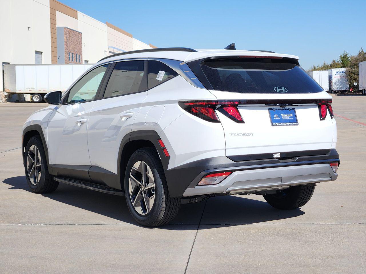 New 2026 W6H White Hyundai SEL FWD image 3