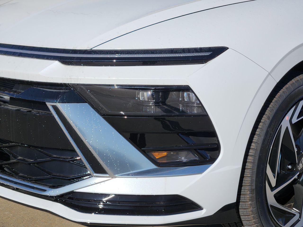 New 2026 W6H White Hyundai SEL Sport image 6