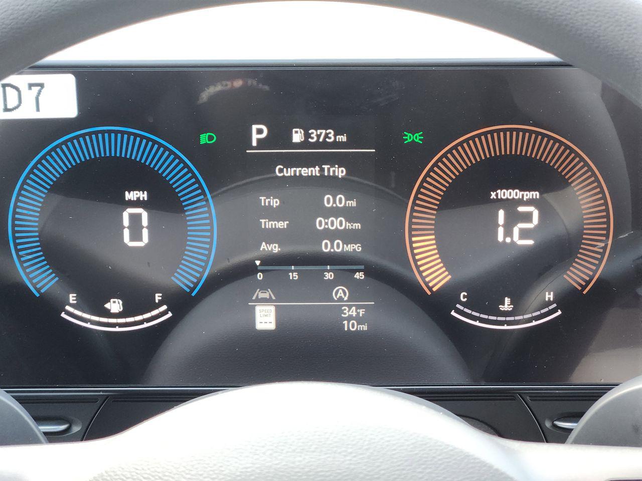 New 2026 SAW White Hyundai SE FWD image 12