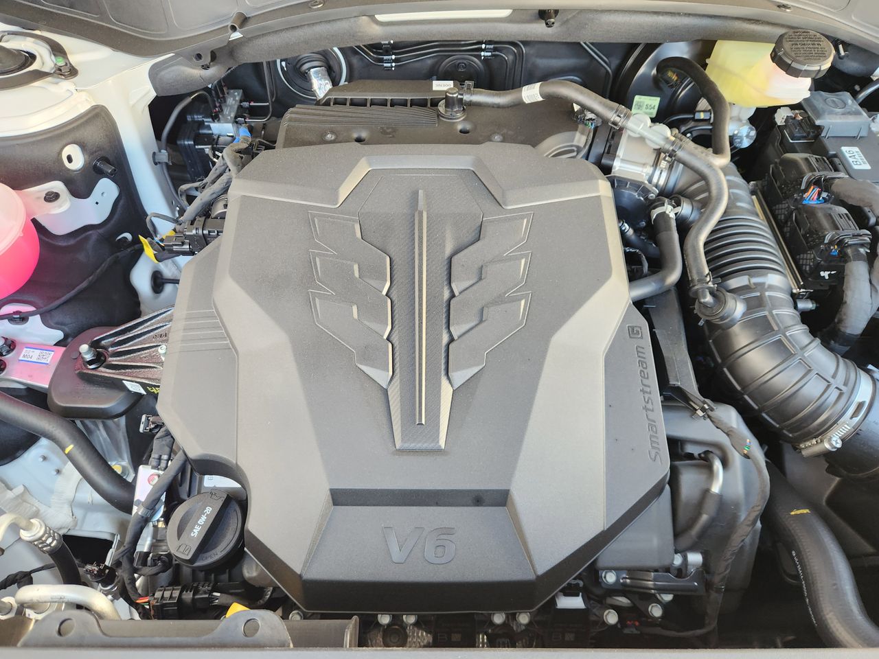 New 2026 WC9 White Hyundai SEL FWD image 30