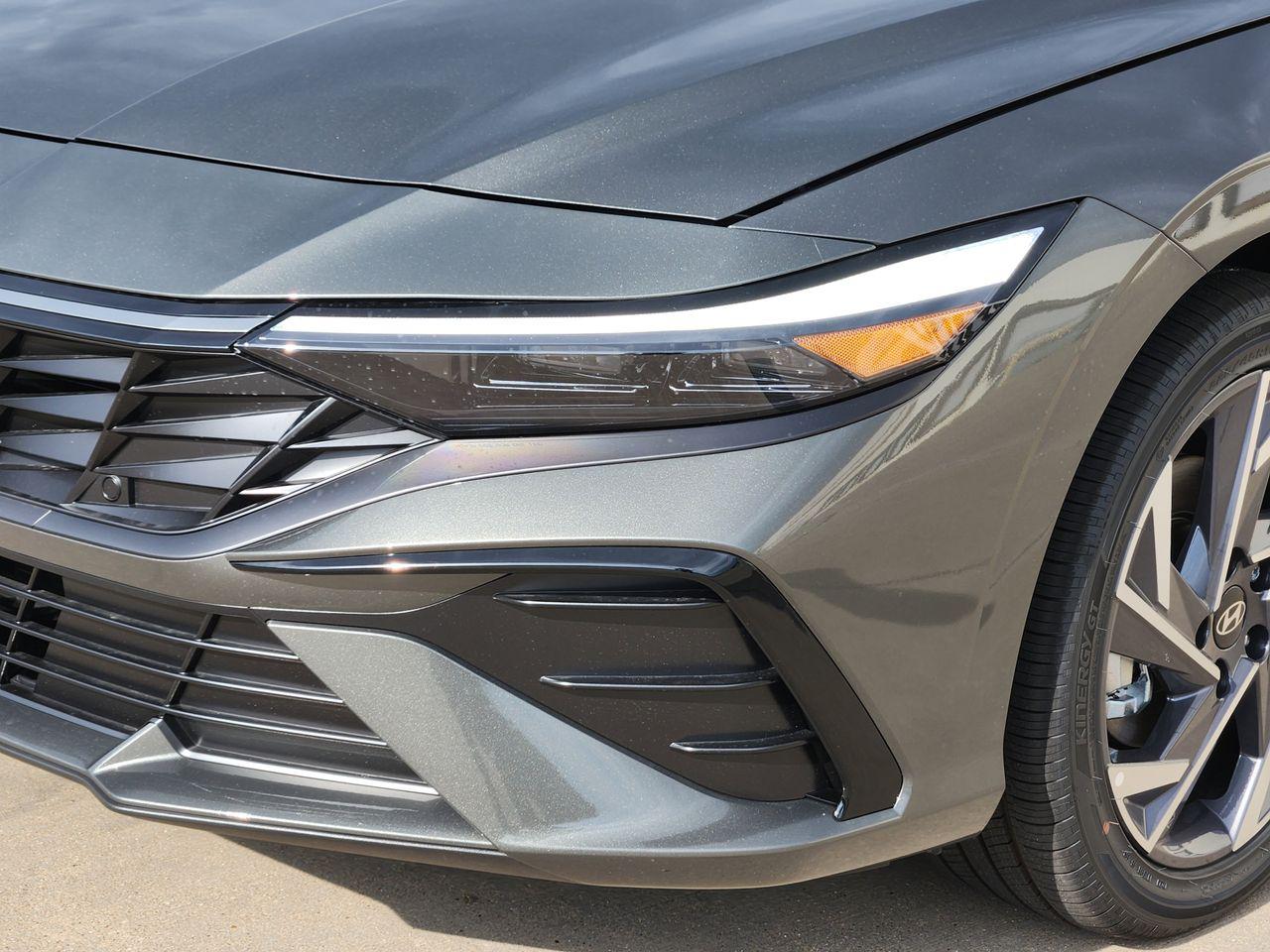 New 2026 Amazon Gray Hyundai Limited image 7