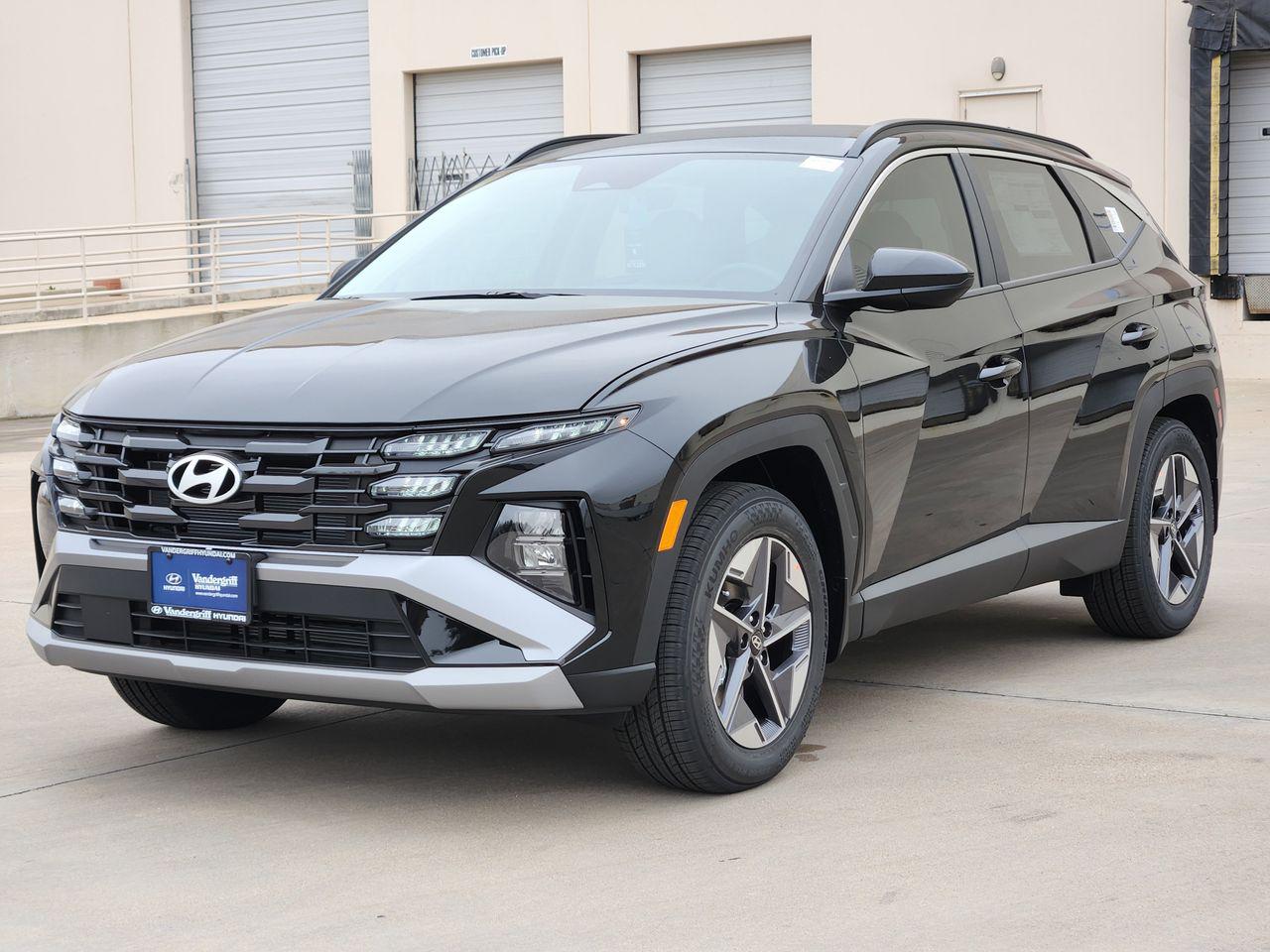 New 2026 Phantom Black Hyundai SEL FWD image 2
