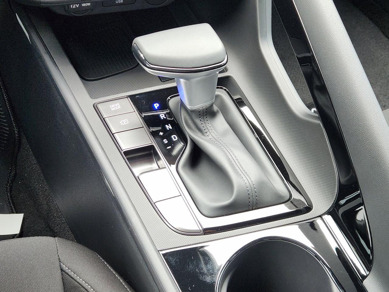 New 2026 W6H White Hyundai SEL Sport Premium image 18