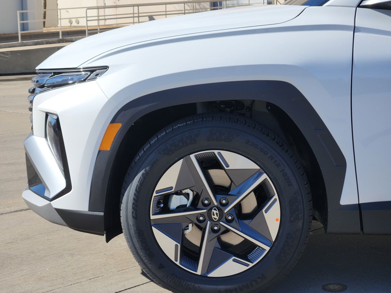 New 2026 W6H White Hyundai SEL Premium FWD image 5