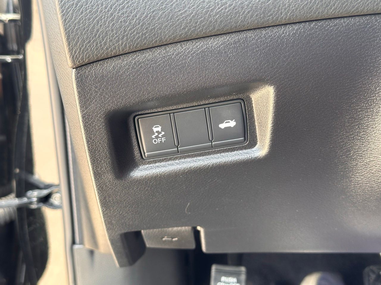 Used 2023 Black Obsidian INFINITI Sensory image 27