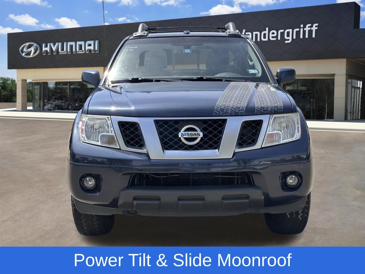 Used 2015 Arctic Blue Nissan PRO-4X image 5
