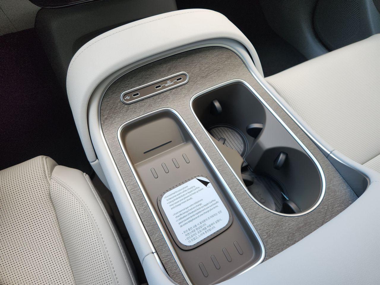 New 2027 Creamy White Pearl Hyundai Limited FWD image 18