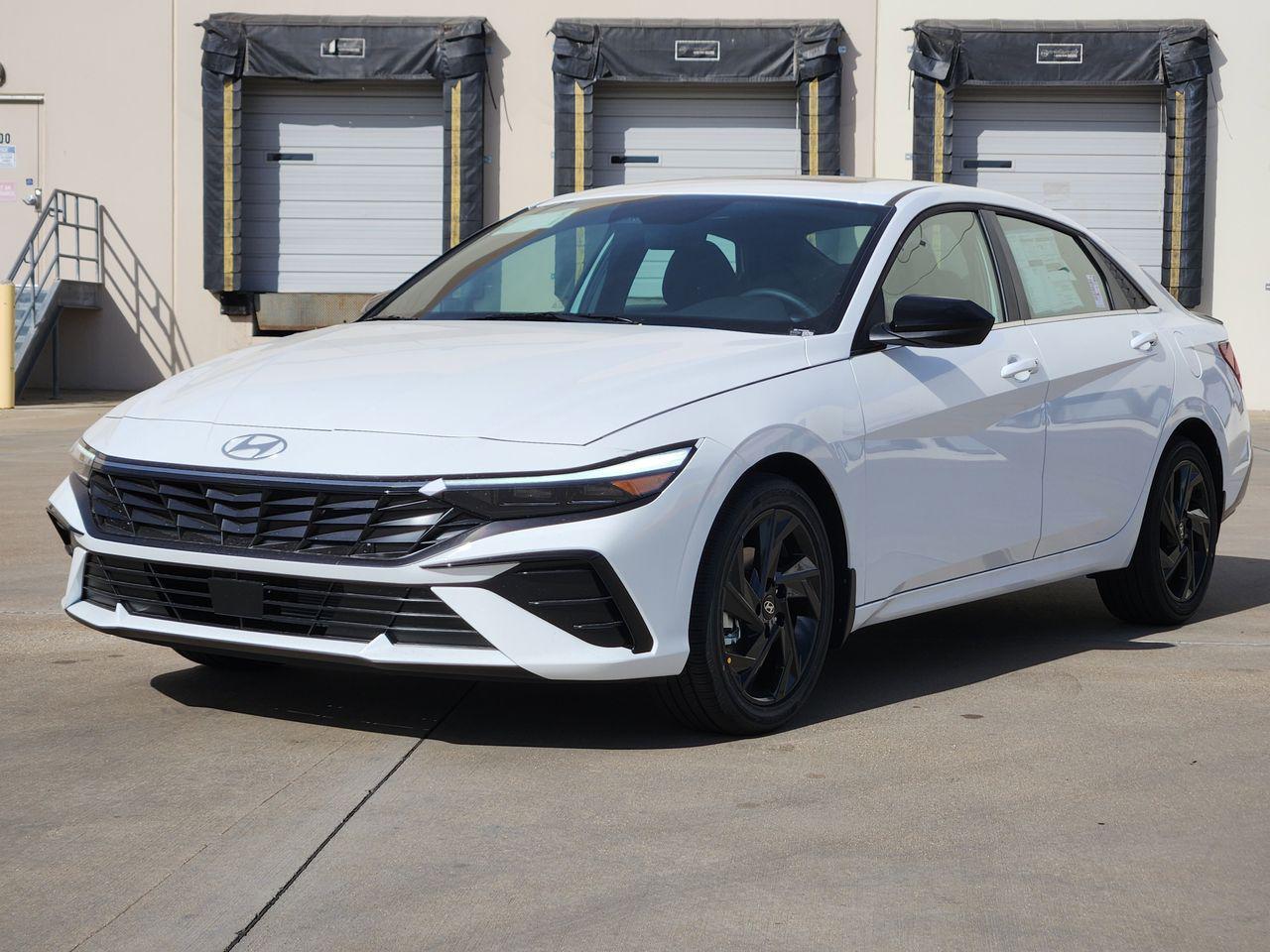 New 2026 W6H White Hyundai SEL Sport Premium image 2