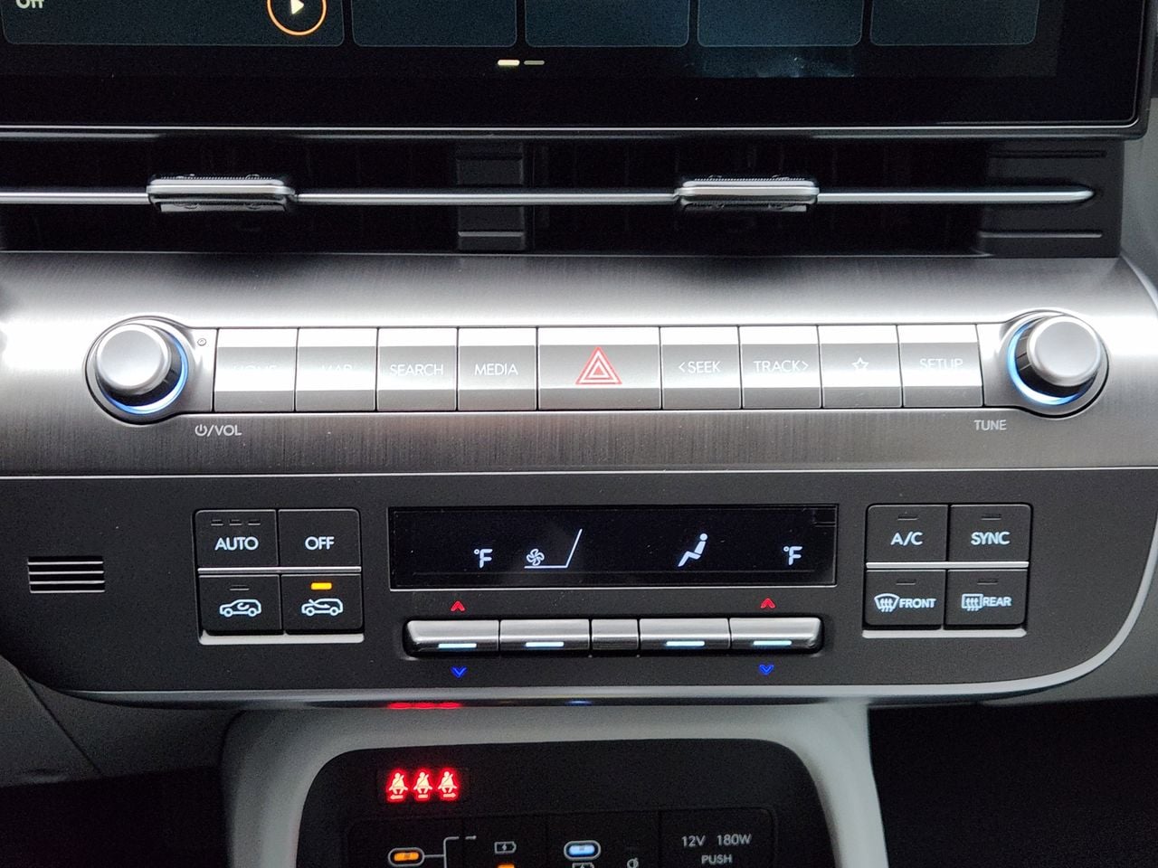 New 2026 C5G Gray Hyundai SEL Sport FWD image 15