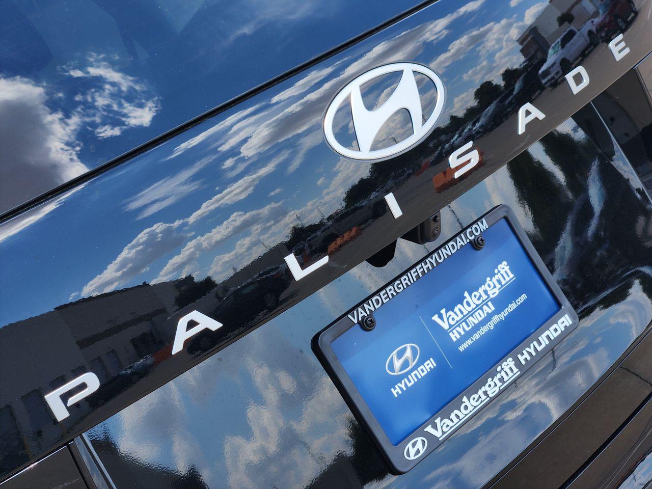 New 2027 Abyss Black Pearl Hyundai SEL FWD image 8