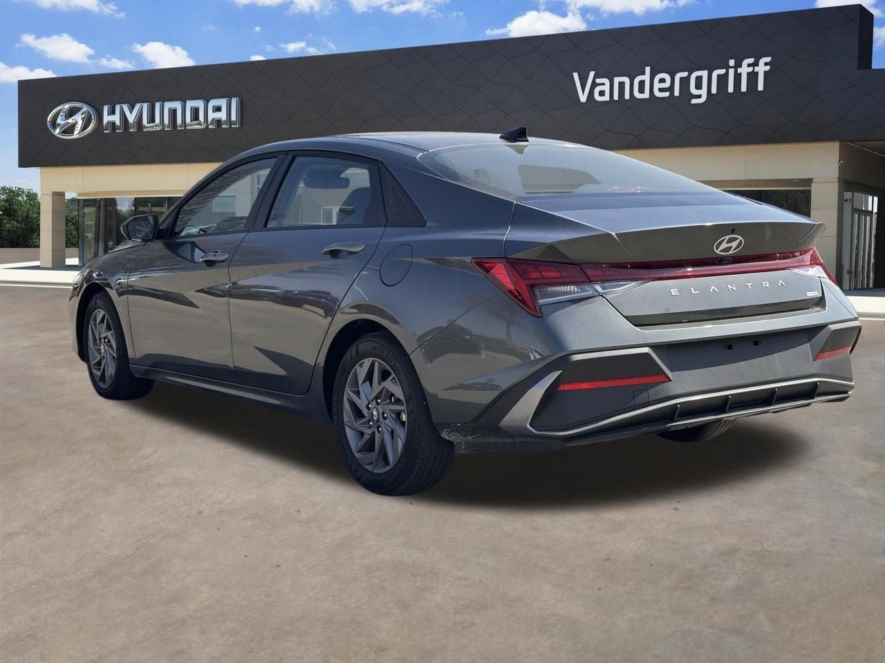 Used 2025 Fluid Metal Hyundai Blue image 17