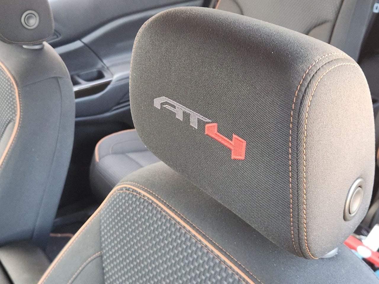 Used 2023 Ultra Blue GMC AT4 image 12
