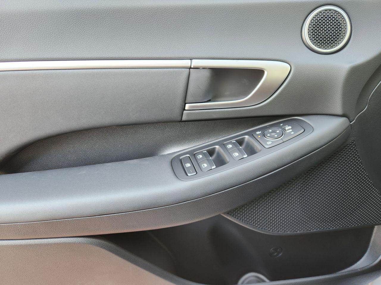 New 2026 Aero Silver Hyundai SEL Sport image 22