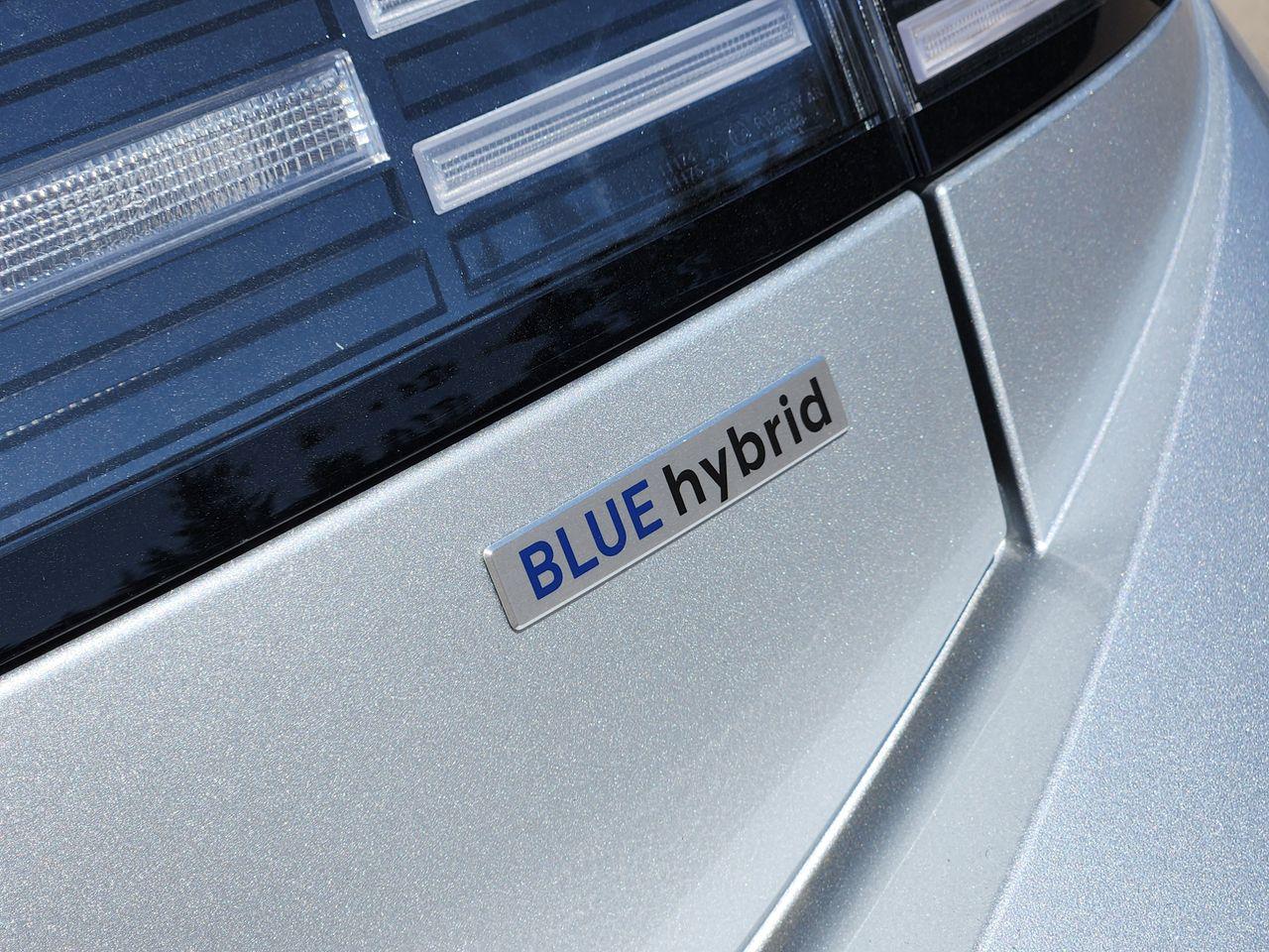 New 2026 T4A Silver Hyundai Blue image 9