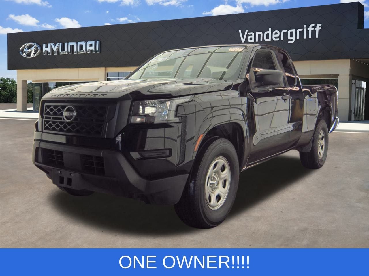 2022 Nissan Frontier S