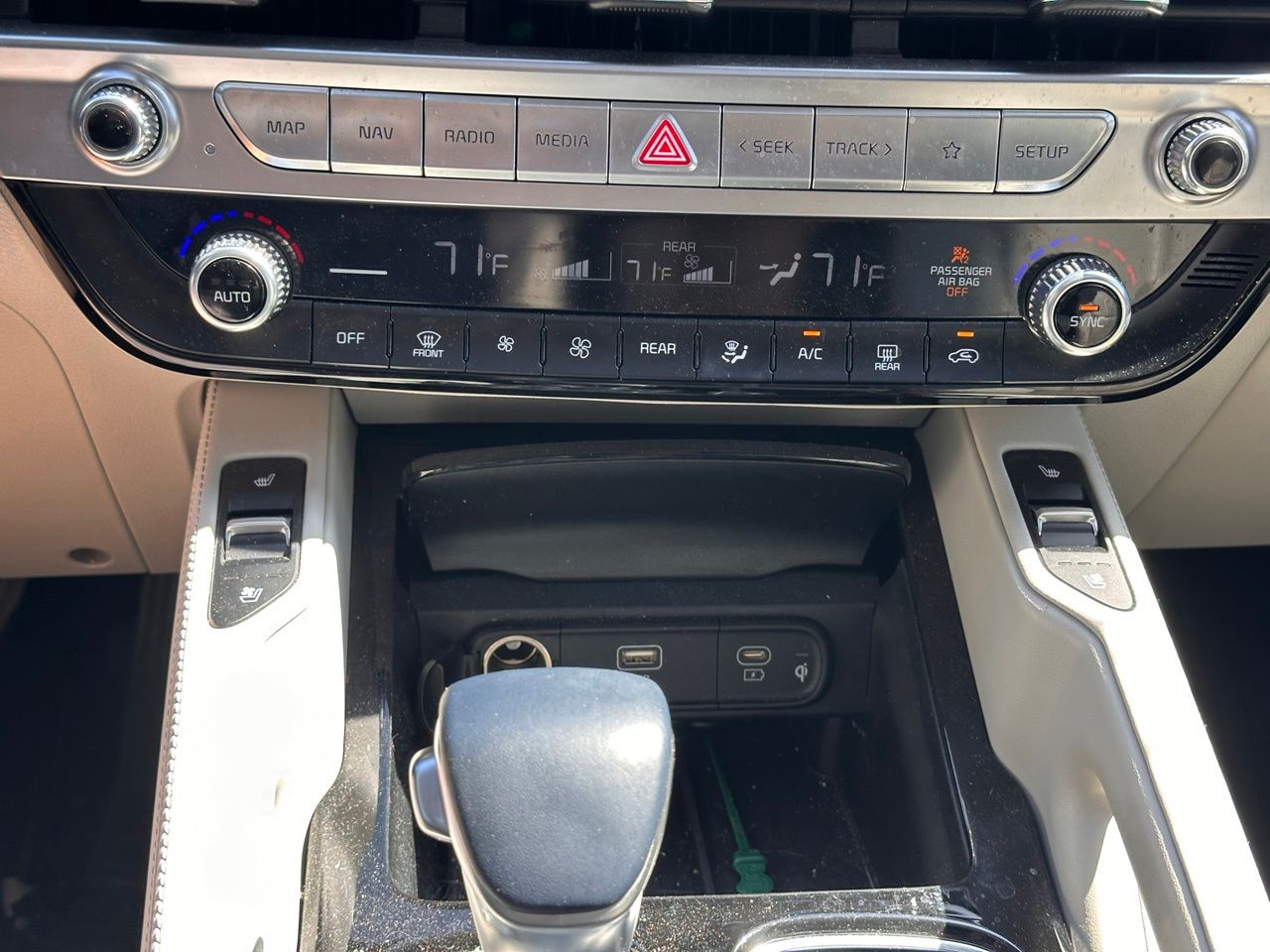 Used 2024 Ebony Black Kia EX image 31