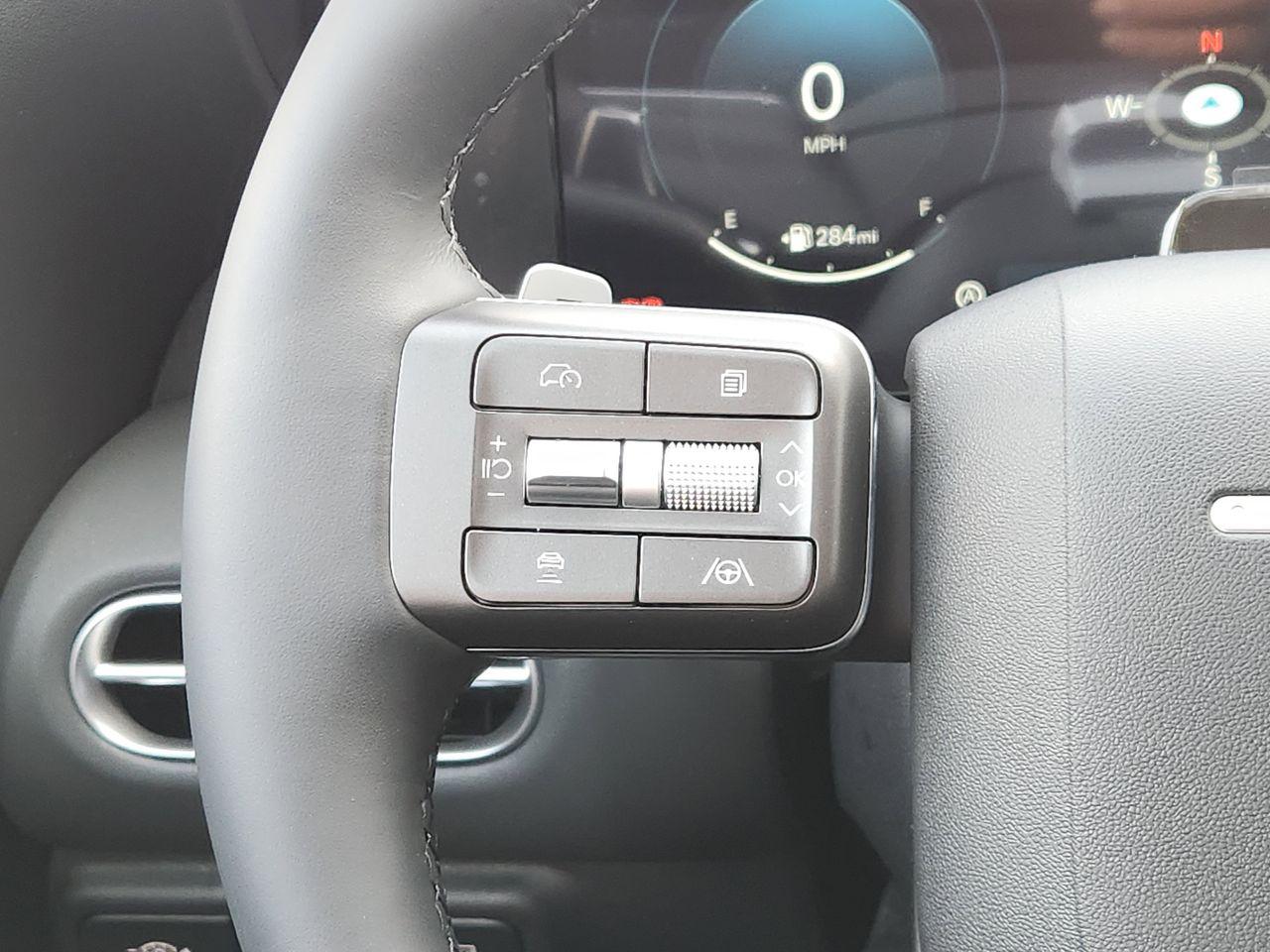 New 2026 WC9 White Hyundai SEL FWD image 25