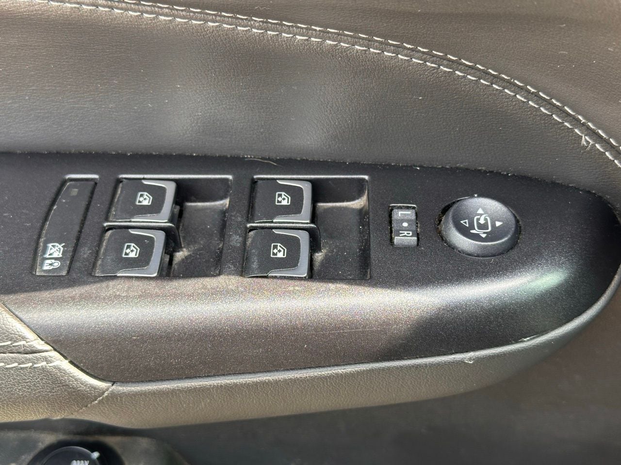 Used 2016 Graphite CADILLAC Luxury image 23