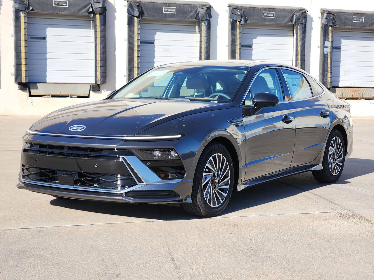 New 2026 T2G Gray Hyundai Limited image 2