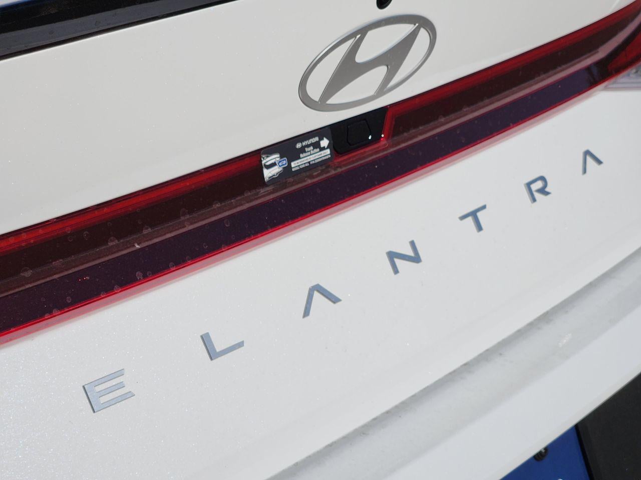 New 2026 W6H White Hyundai SEL Sport image 8