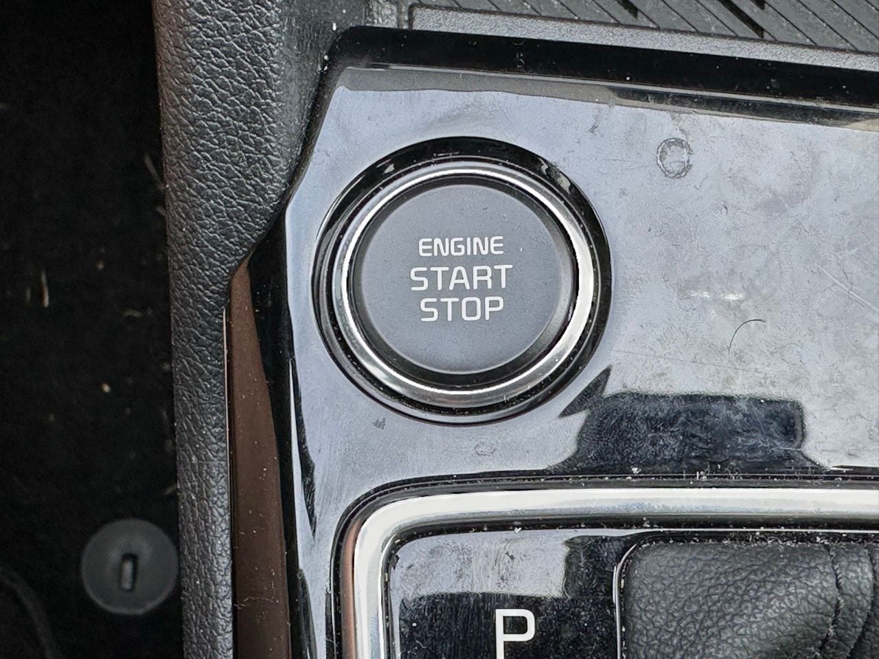 Used 2025 Ebony Black Kia EX image 34