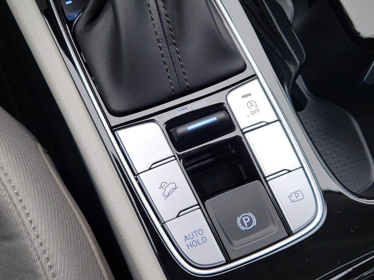 New 2026 Hampton Gray Hyundai SEL FWD image 17