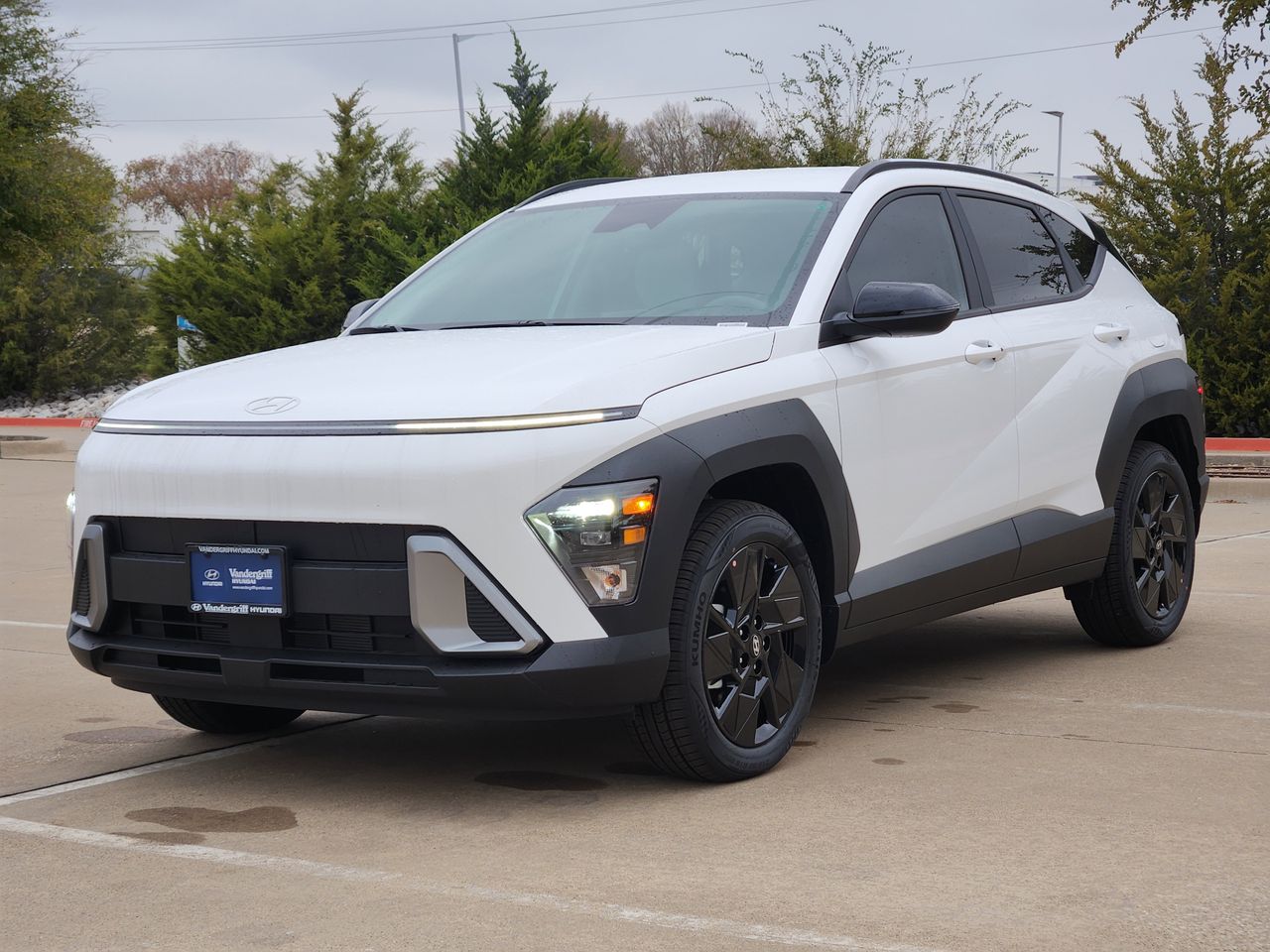 New 2026 SAW White Hyundai SEL Sport FWD image 2