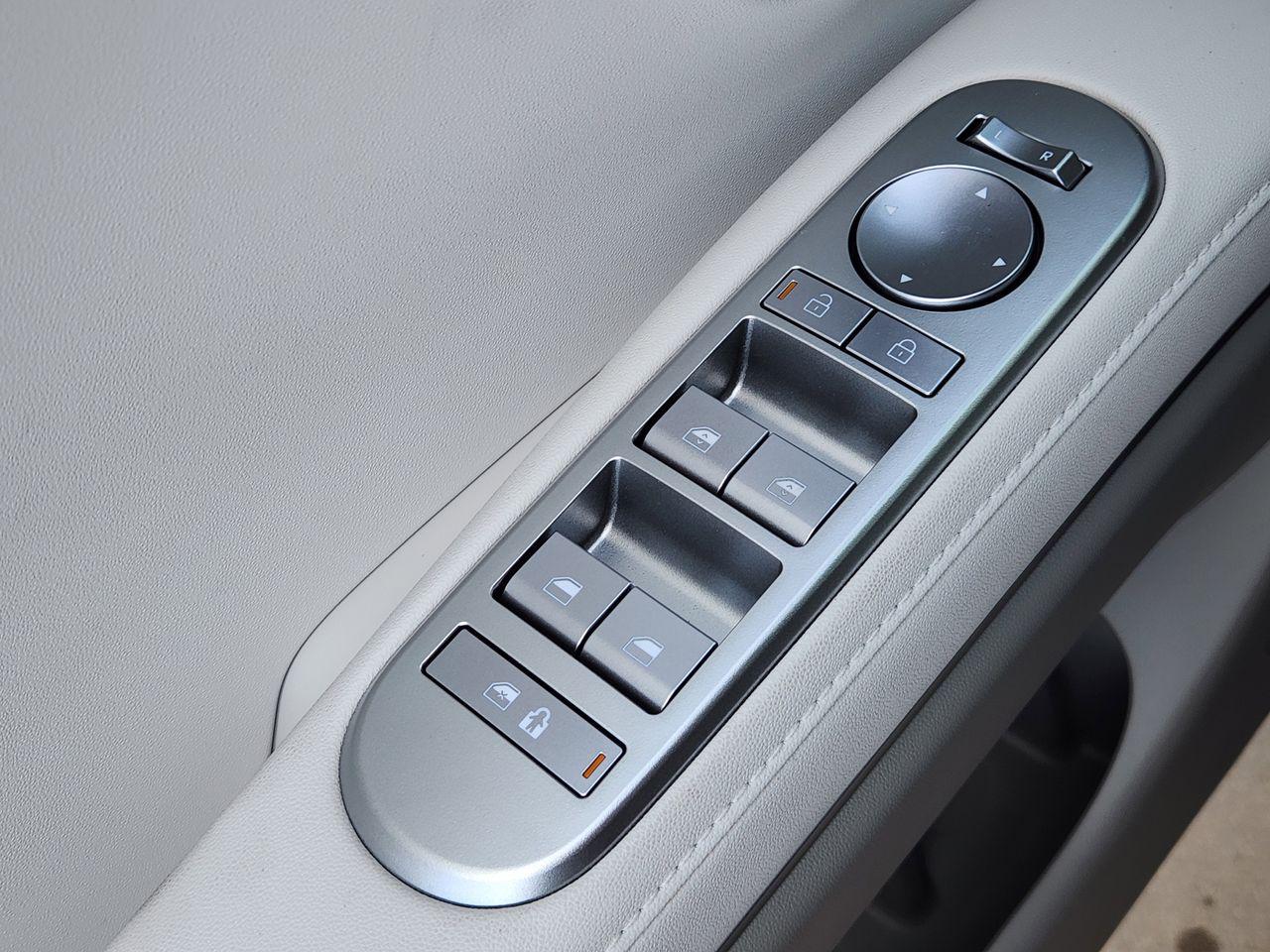 New 2026 A2B Black Hyundai SEL FWD image 22