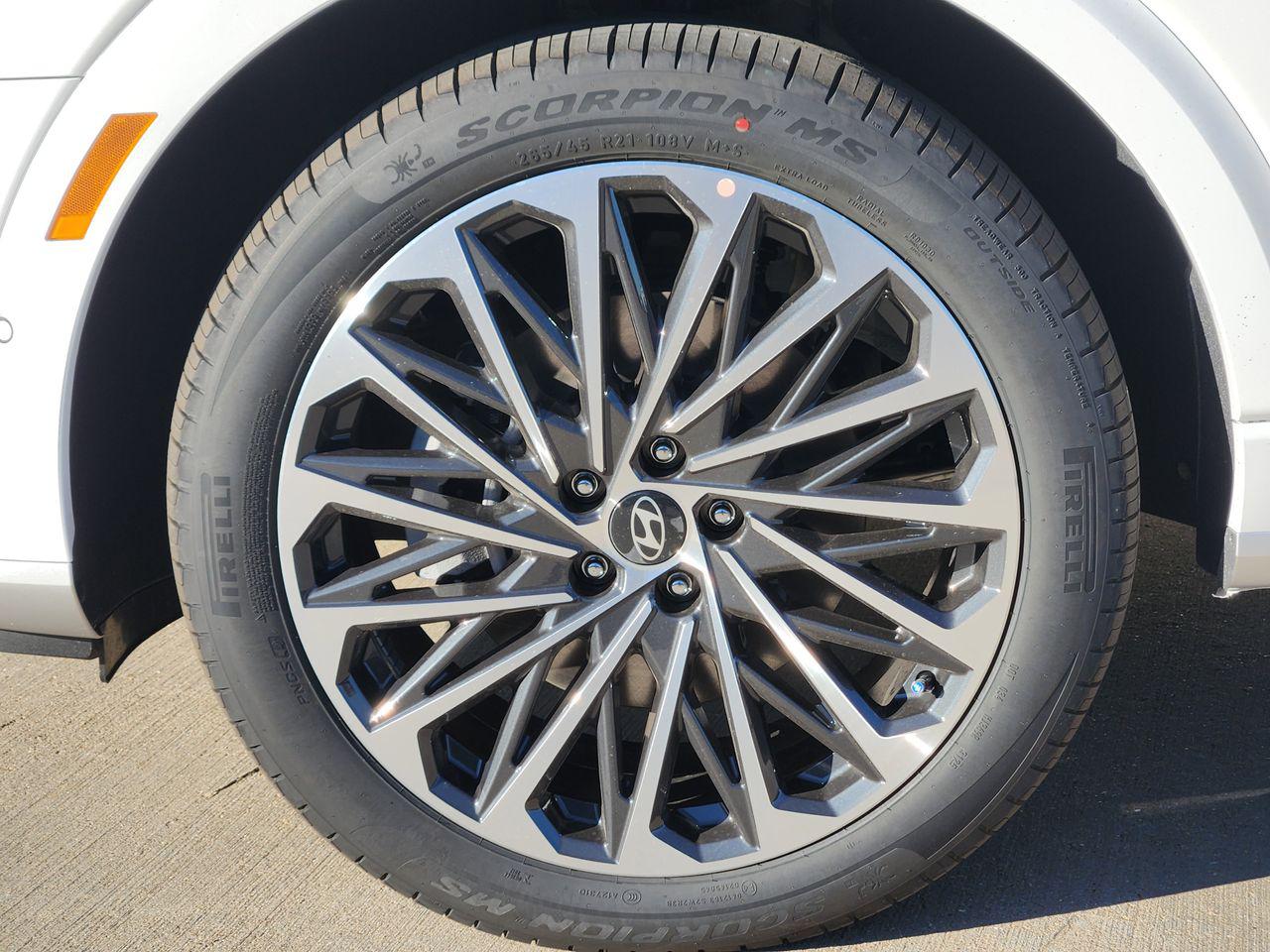 New 2026 WC9 White Hyundai Calligraphy FWD image 7