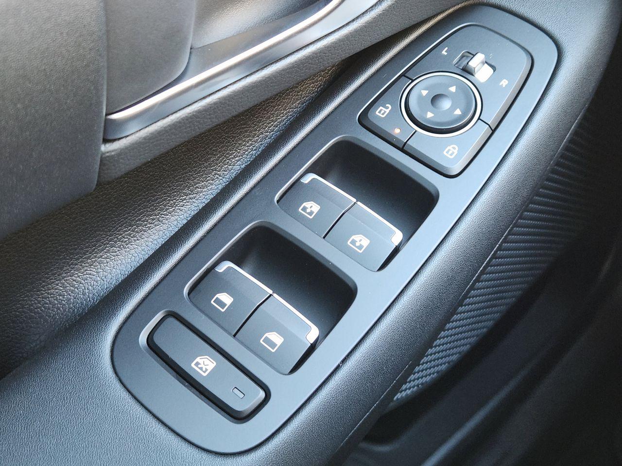 New 2026 W6H White Hyundai SEL Sport image 22