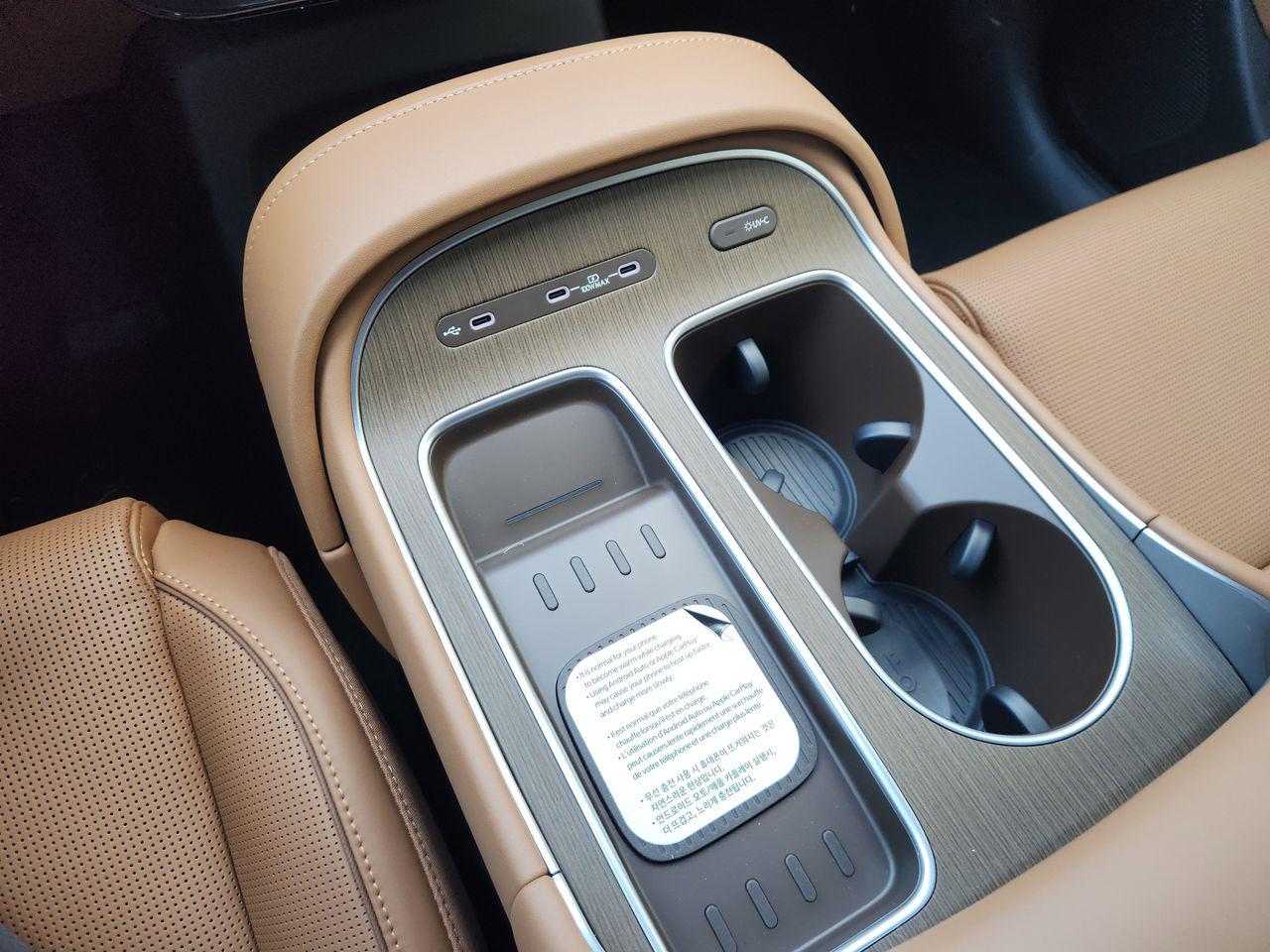 New 2026 WC9 White Hyundai Calligraphy FWD image 18