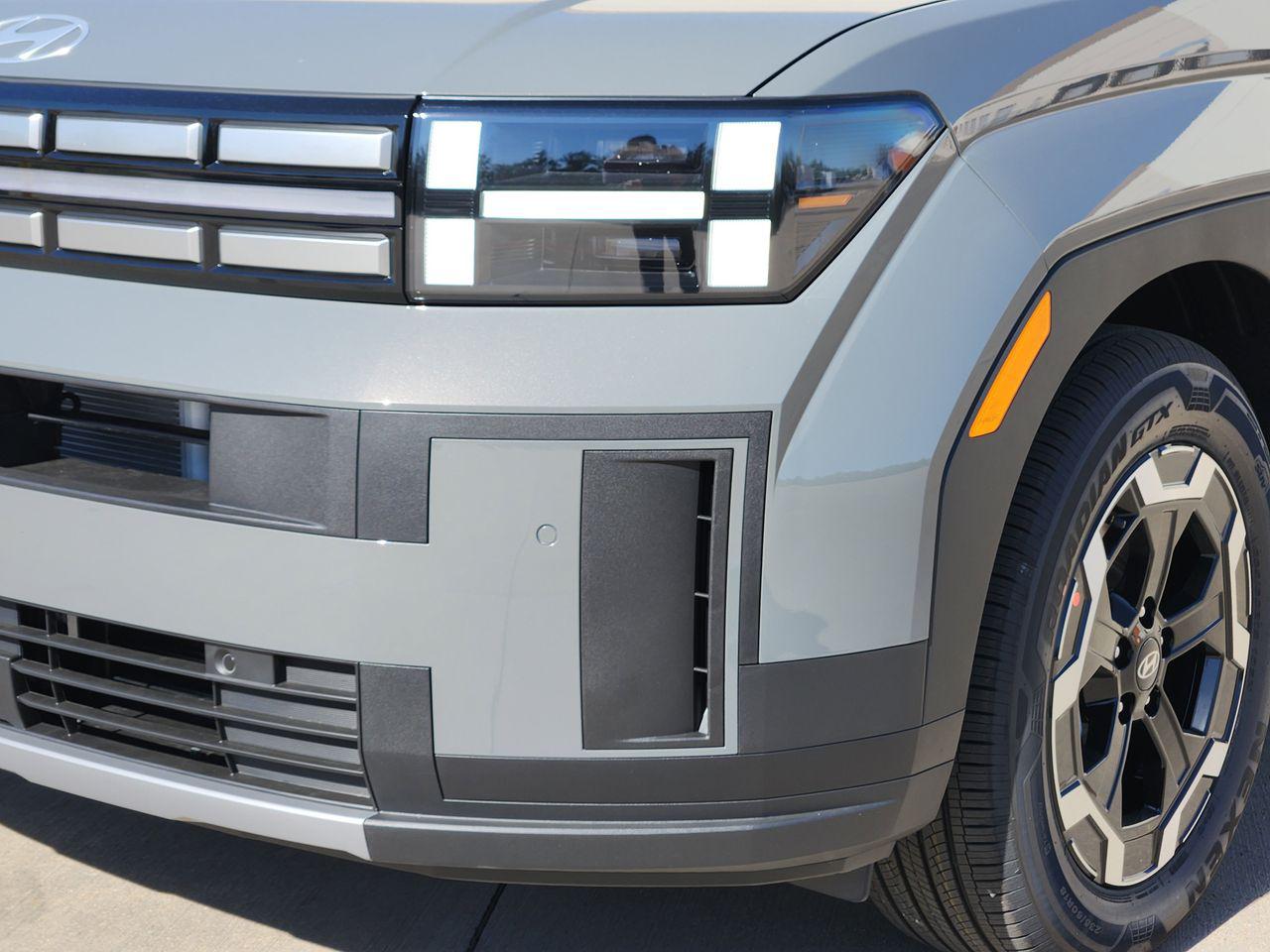 New 2026 NT2 Gray Hyundai SE FWD image 6