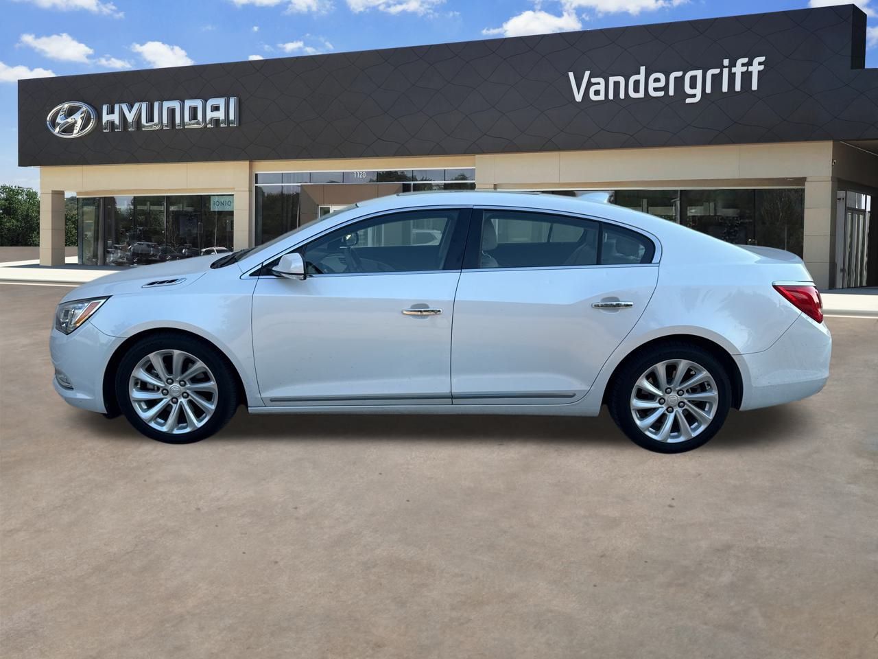 2015 Buick LaCrosse Leather photo 2