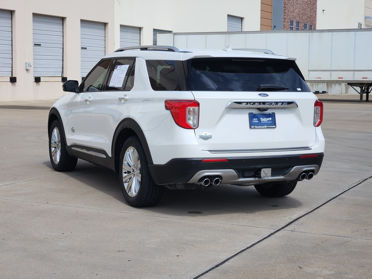 Used 2022 Star White Metallic Tri-Coat Ford King Ranch image 3