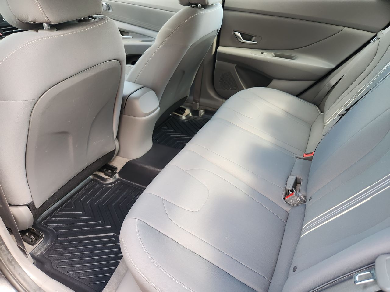Used 2023 Portofino Gray Hyundai SEL image 28