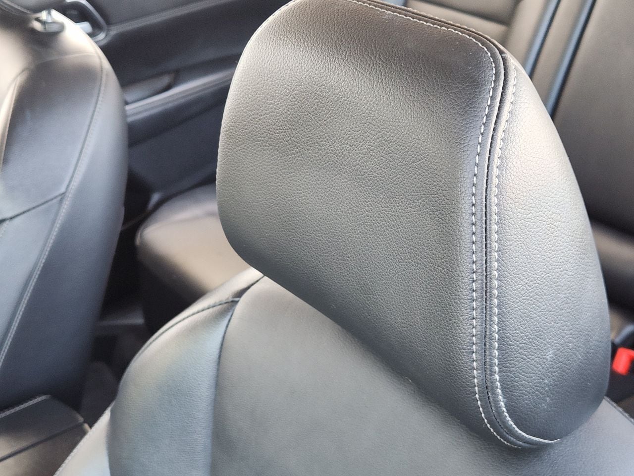 Used 2021 Boulder Gray Pearl Nissan SL image 12