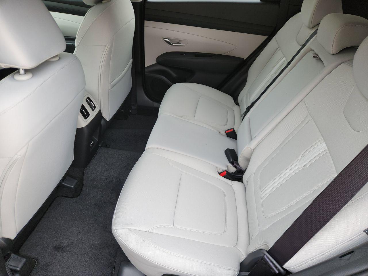 New 2026 S3B Black Hyundai SEL FWD image 29