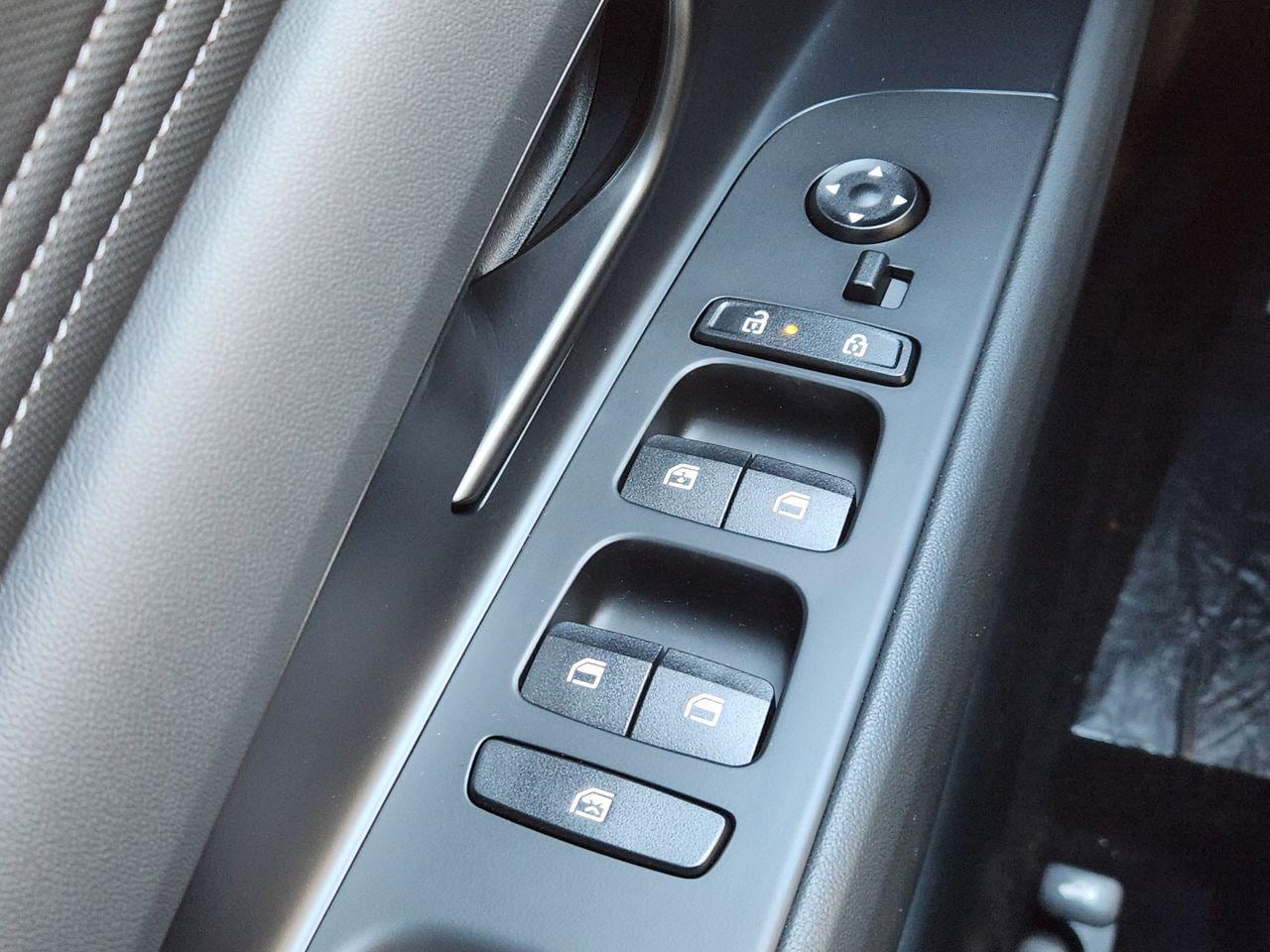 New 2026 W6H White Hyundai SEL Sport image 21