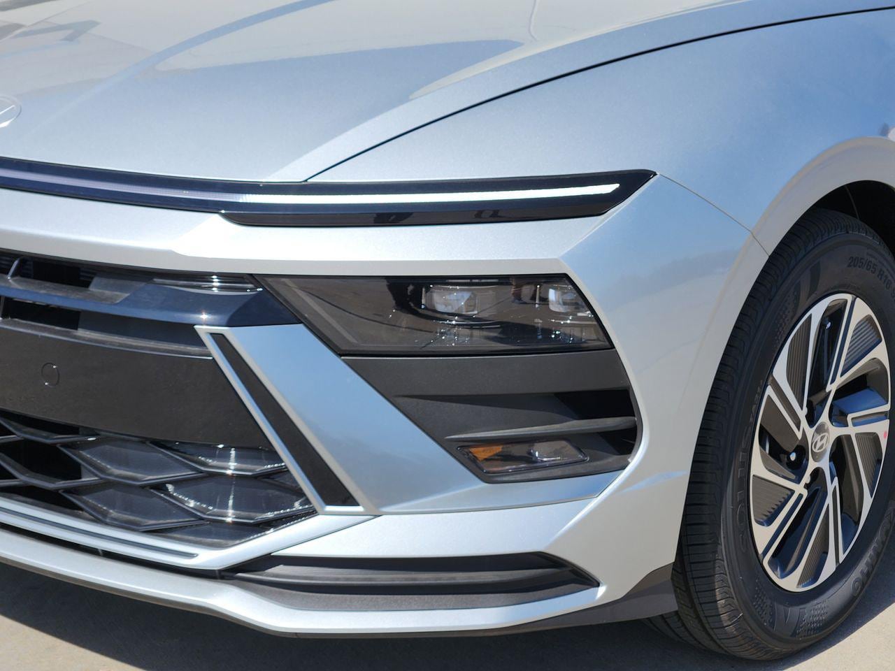 New 2026 T4A Silver Hyundai Blue image 6