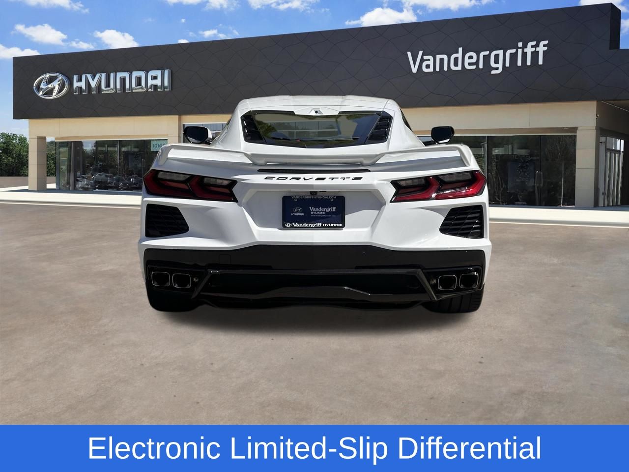 Used 2020 Arctic White Chevrolet Stingray 3LT image 9