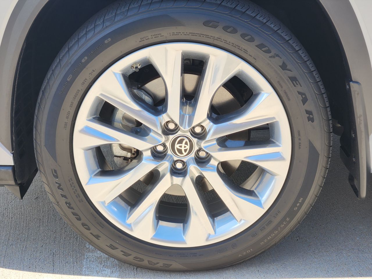 Used 2024 Moon Dust Toyota Limited image 7