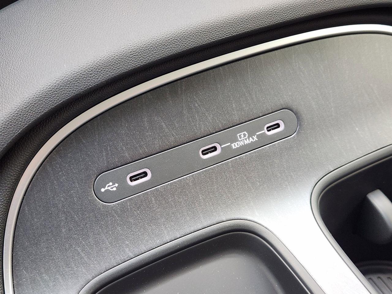 New 2026 WC9 White Hyundai SEL FWD image 19