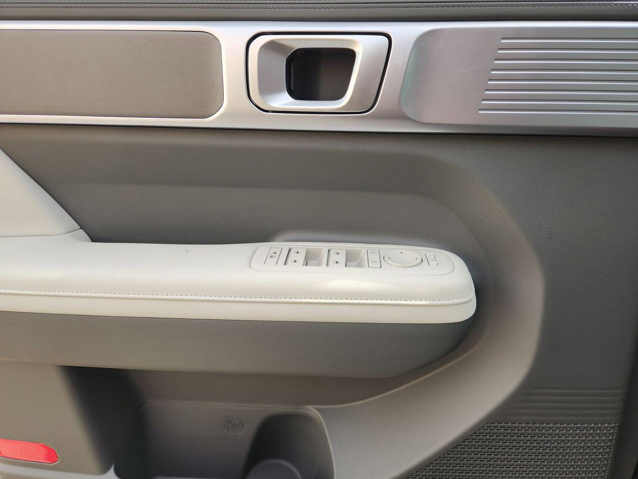 New 2026 S3B Black Hyundai SEL FWD image 21