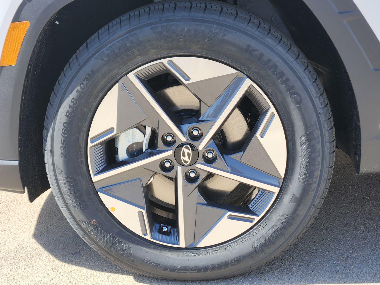 New 2026 W6H White Hyundai SEL FWD image 7