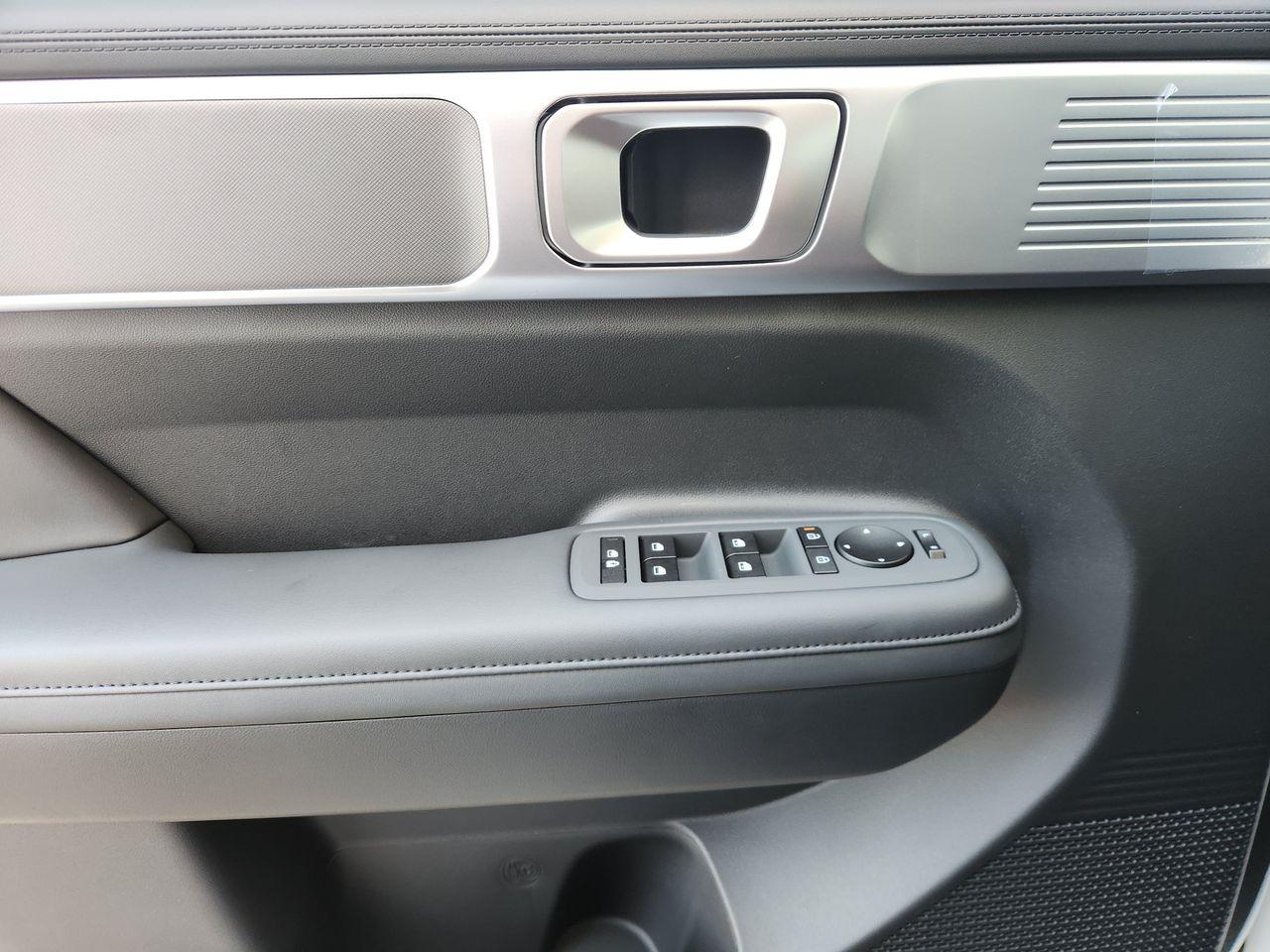 New 2027 Serenity White Hyundai SEL FWD image 22